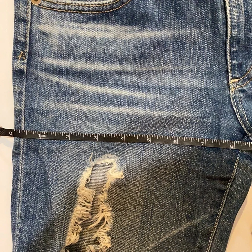 ANTHROPOLOGIE AG Distressed Stevie Slim Straight Ankle Jeans